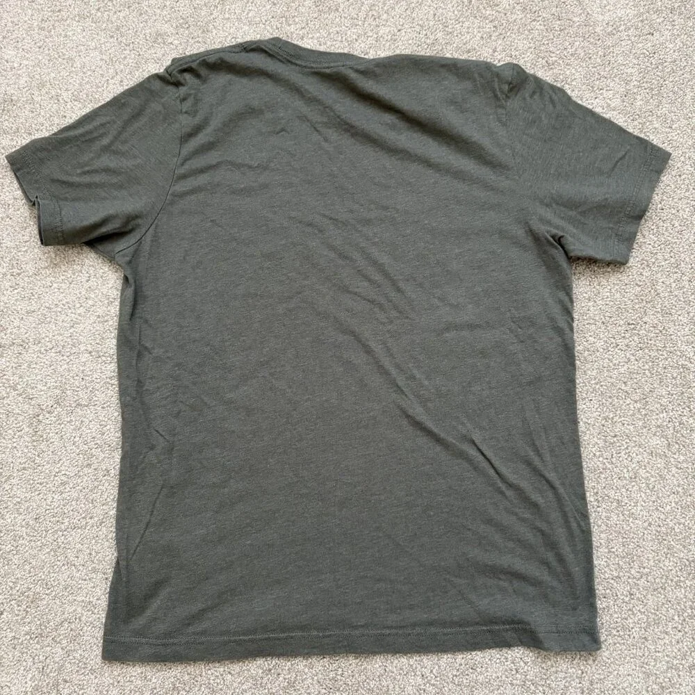 Bundle of 4 T-shirts - Picture 9 of 9